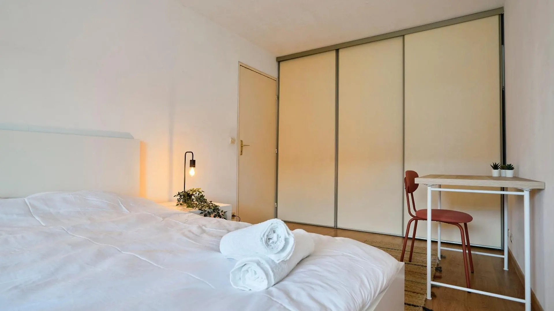 T2 Confortable A Lille Saint Maurice Pellevoisin Apartment